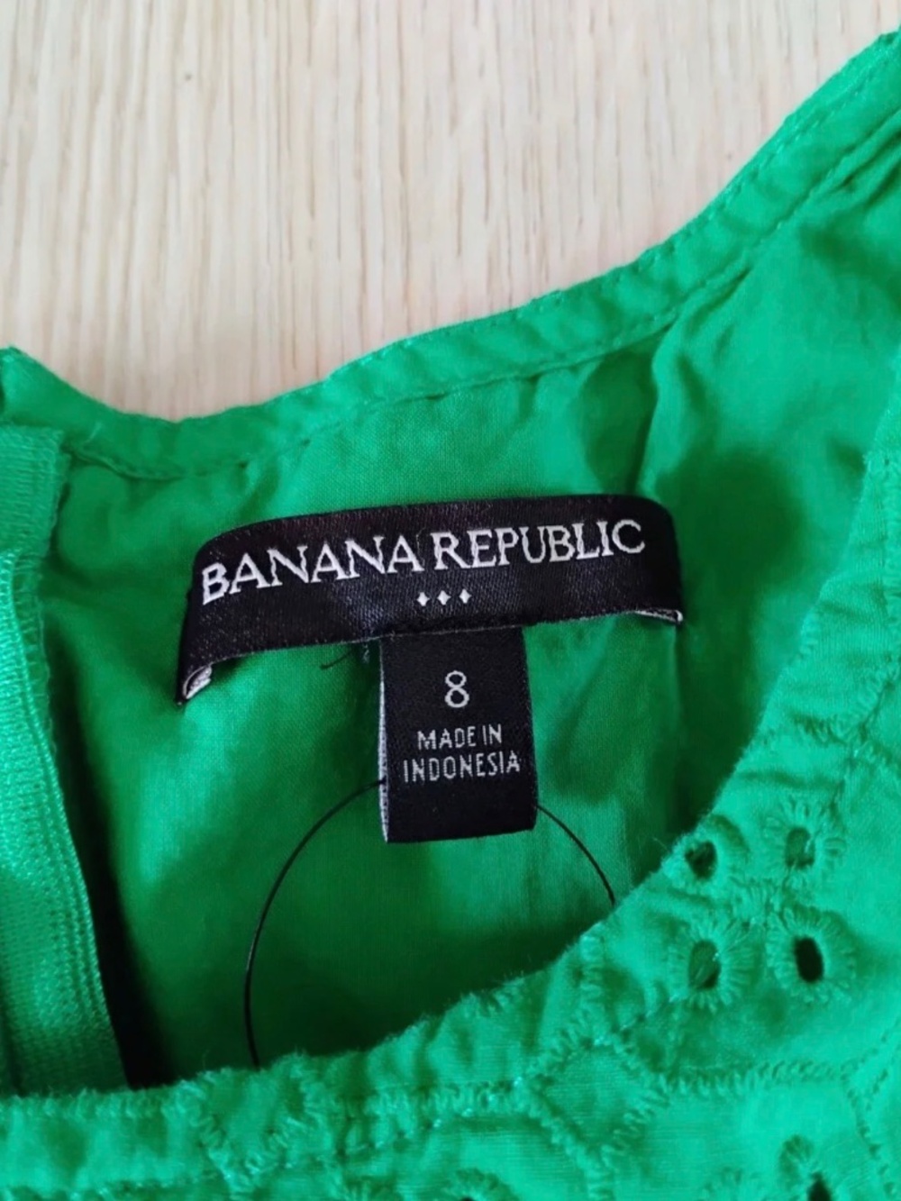 Banana Republic Bright Green Eyelet Mini Dress - Picture 2 of 4